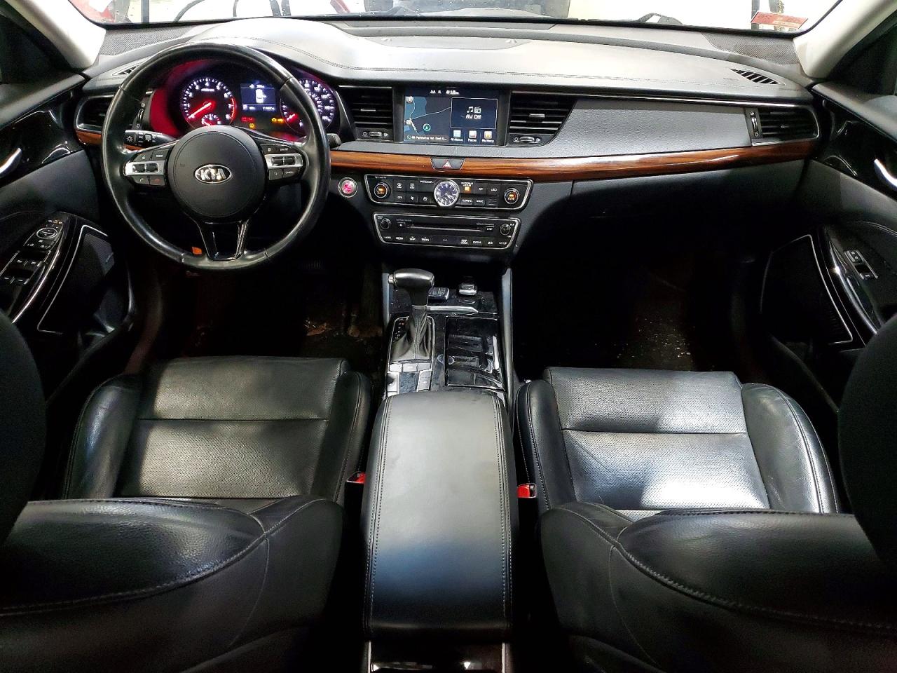 2017 KIA CADENZA