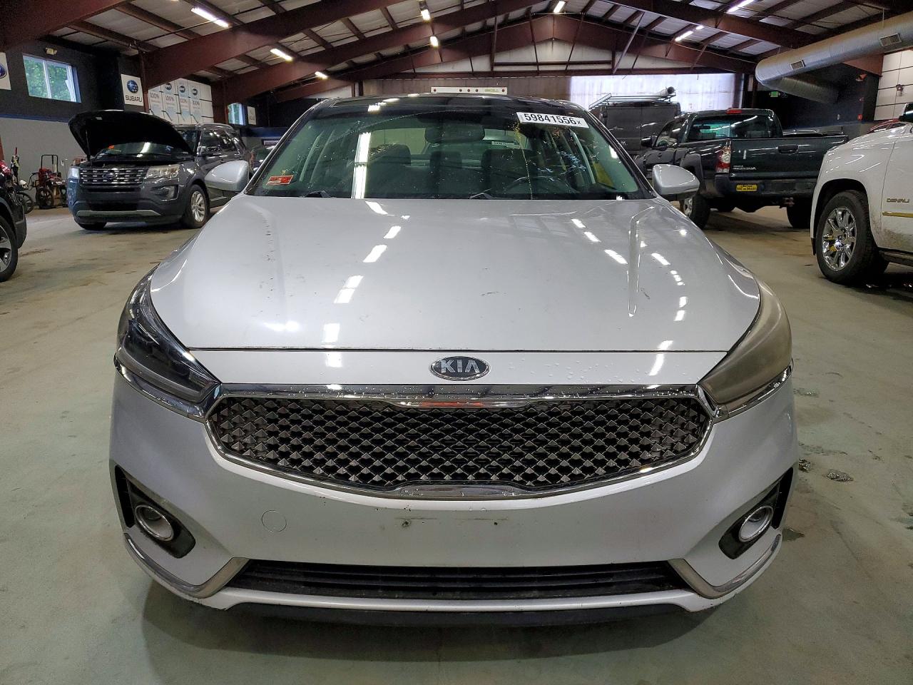 2017 KIA CADENZA