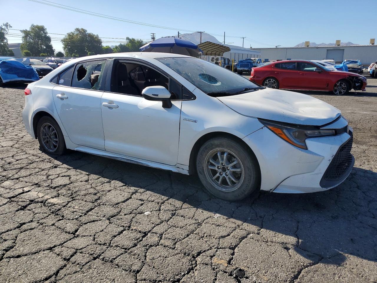 2021 TOYOTA COROLLA