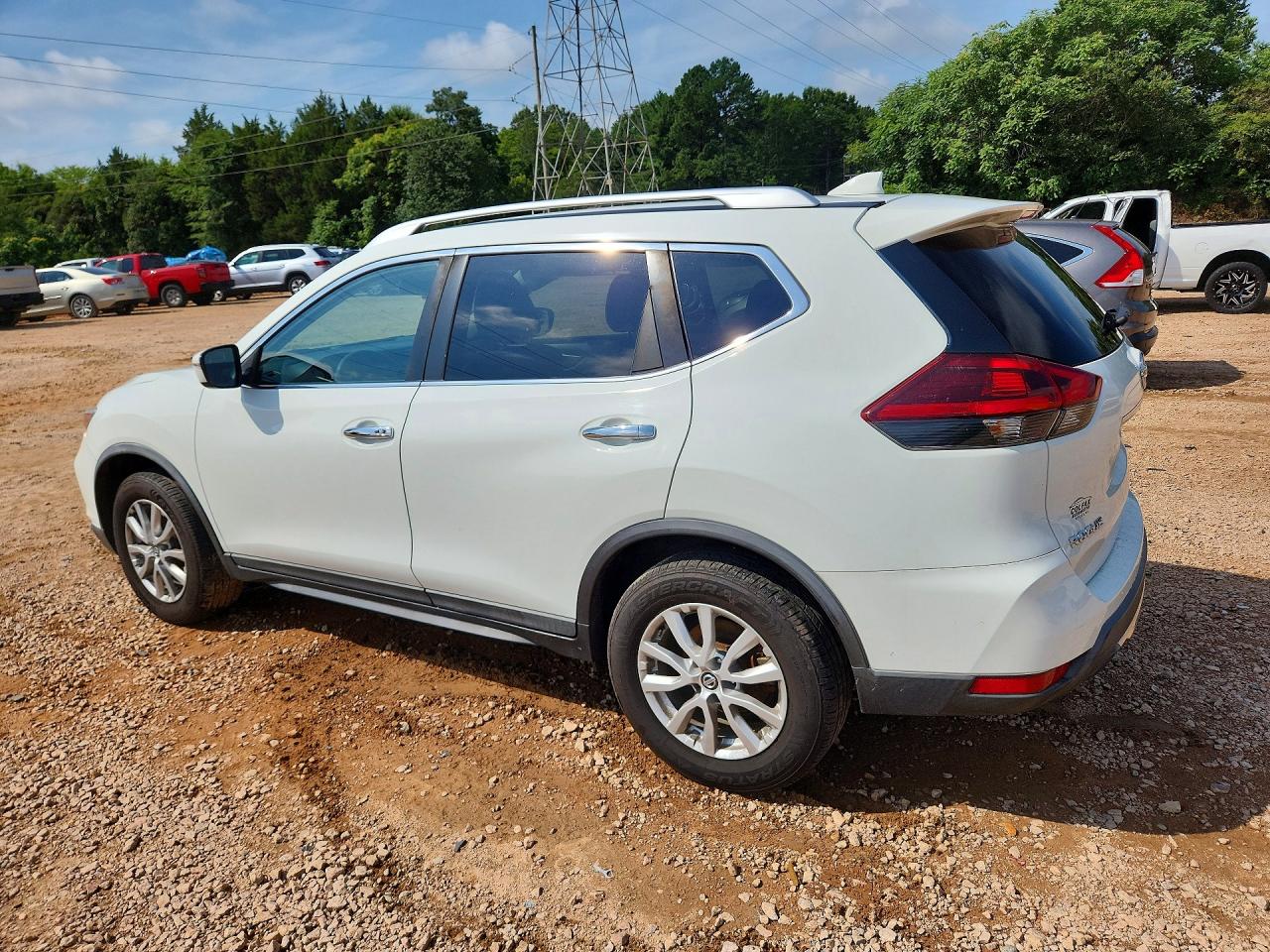 2018 NISSAN ROGUE