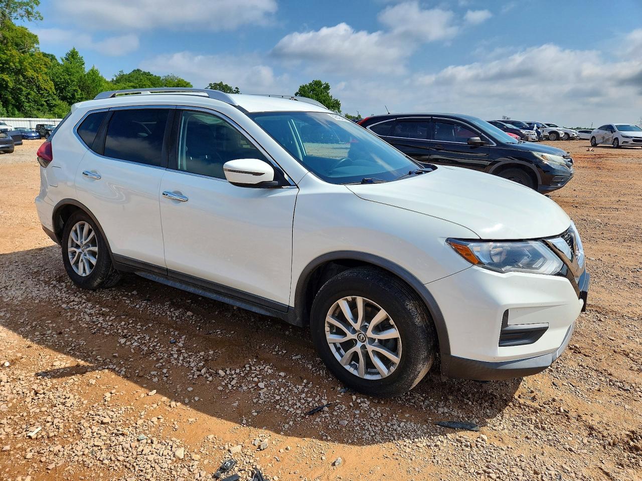 2018 NISSAN ROGUE