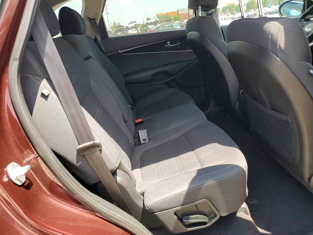 2017 KIA SORENTO