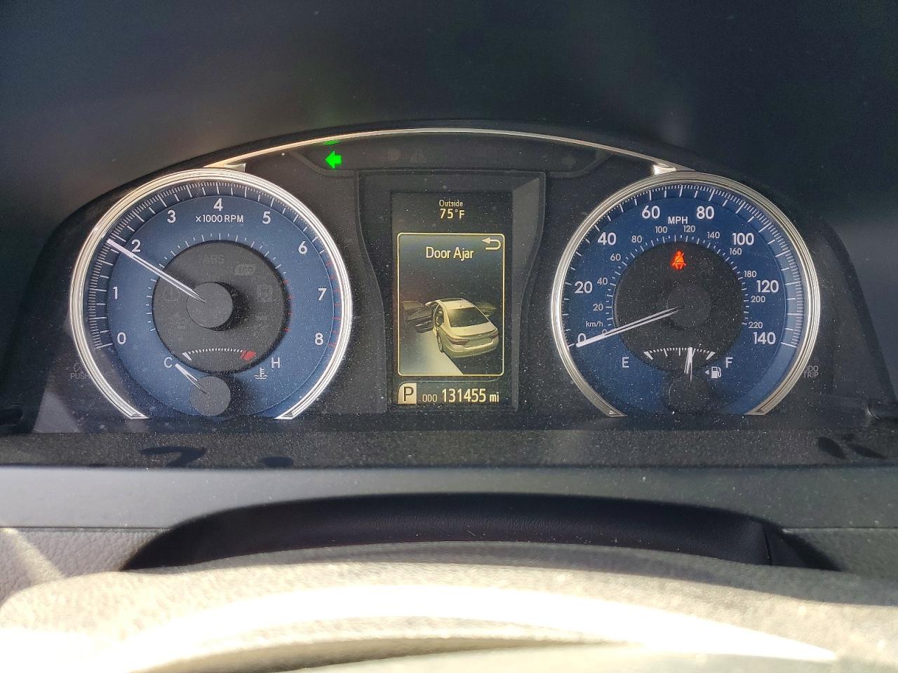 2016 TOYOTA CAMRY