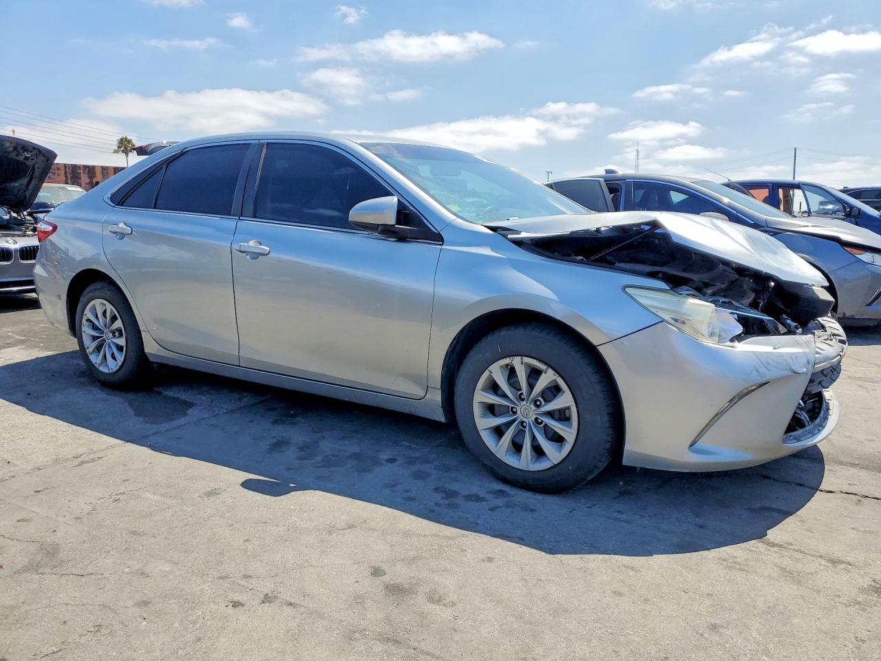 2016 TOYOTA CAMRY