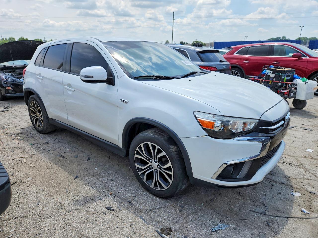 2019 MITSUBISHI OUTLANDER