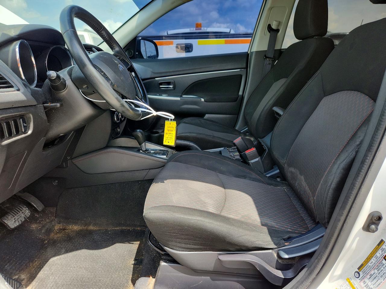 2019 MITSUBISHI OUTLANDER