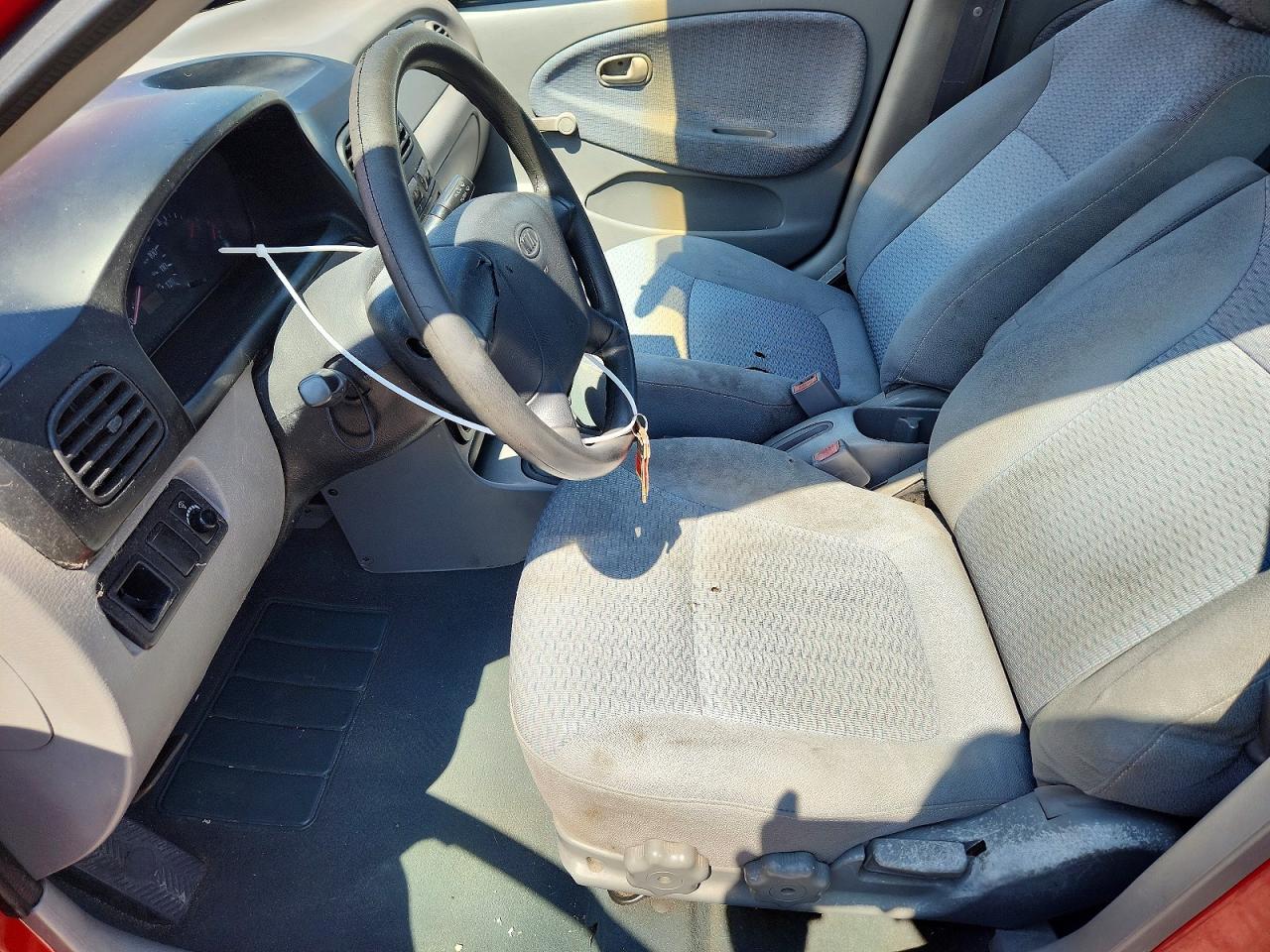 2002 KIA RIO