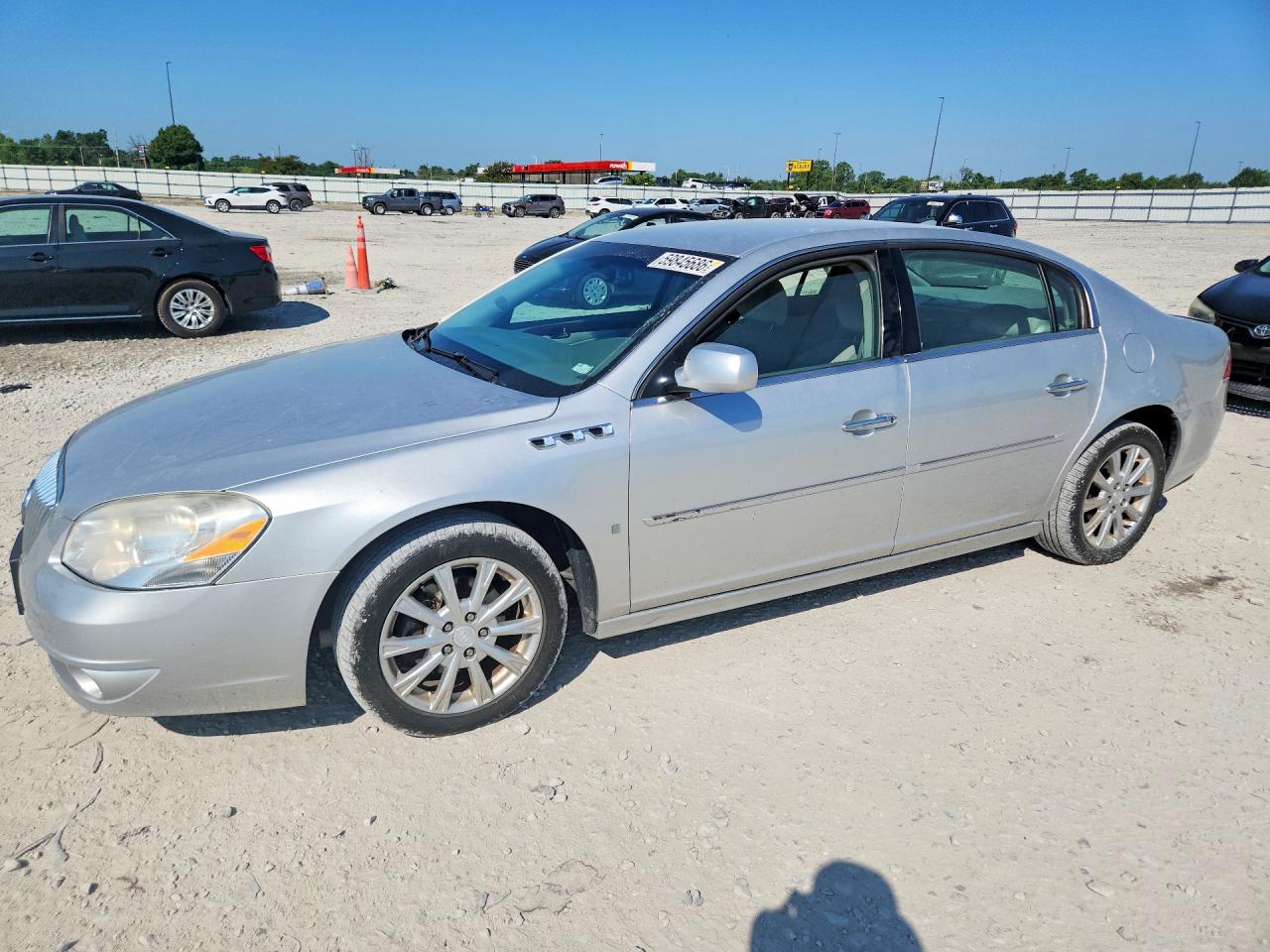 2010 BUICK LUCERNE