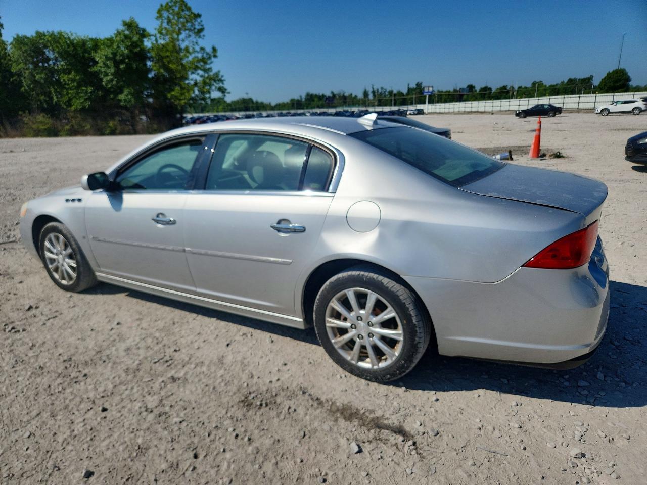 2010 BUICK LUCERNE