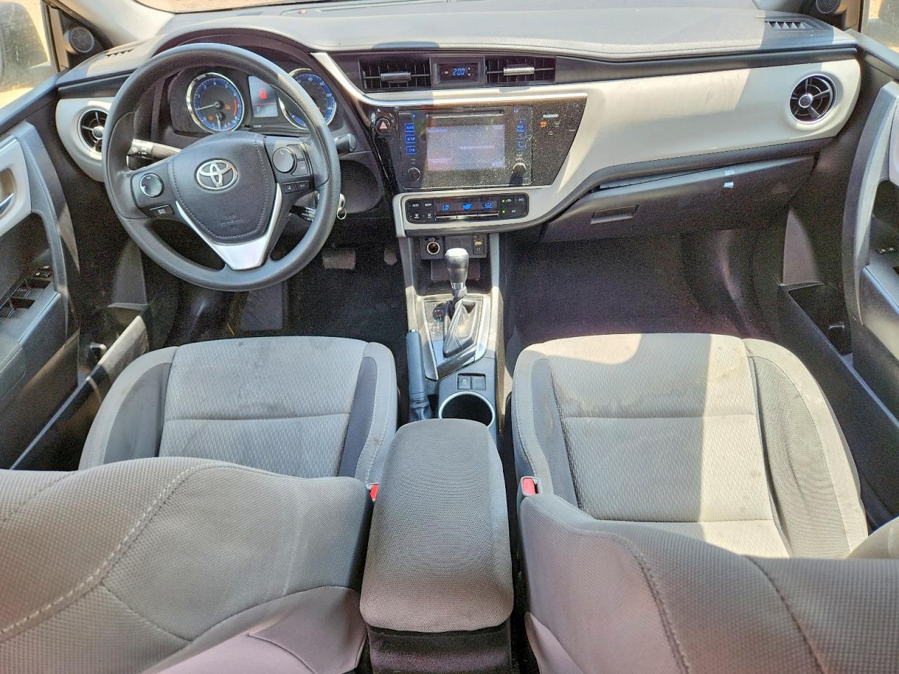 2017 TOYOTA COROLLA