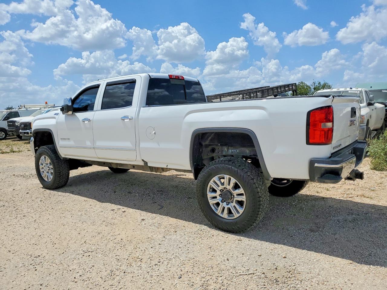 2015 GMC SIERRA