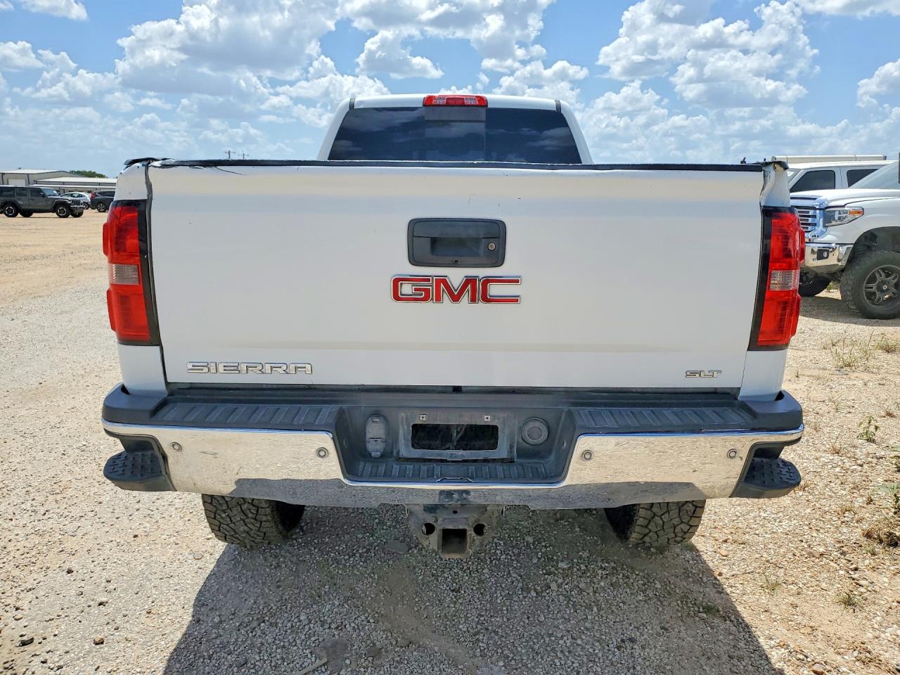 2015 GMC SIERRA