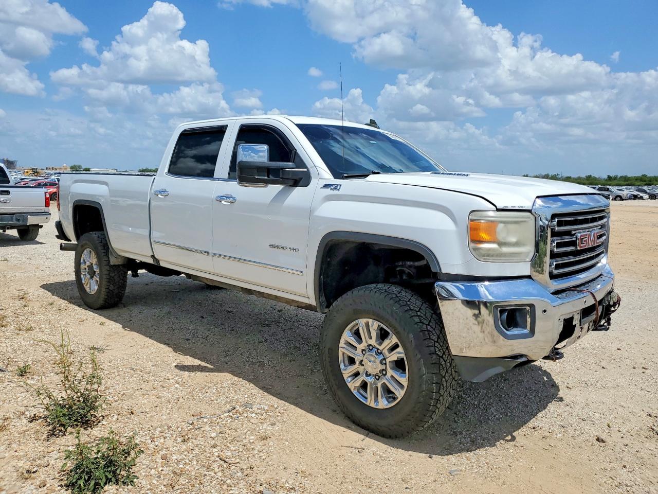 2015 GMC SIERRA
