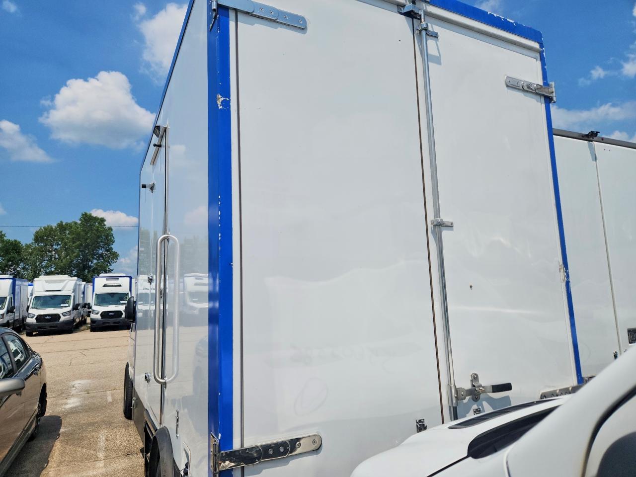 2023 FORD E350