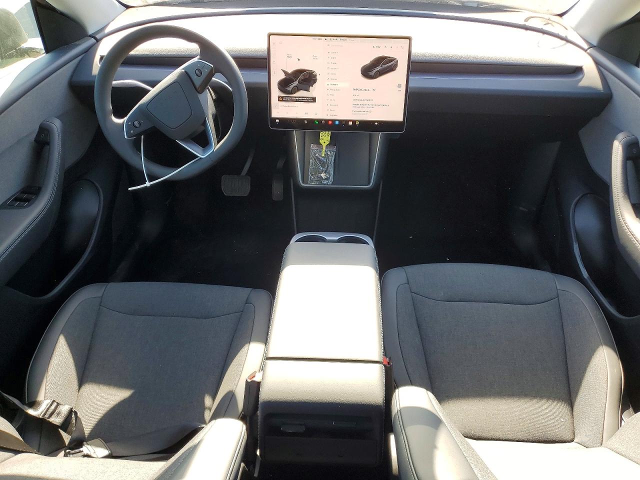 2026 TESLA MODEL Y