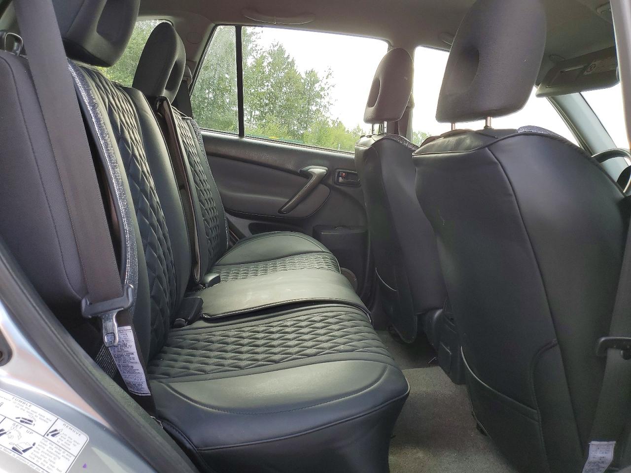 2005 TOYOTA RAV4 BASE