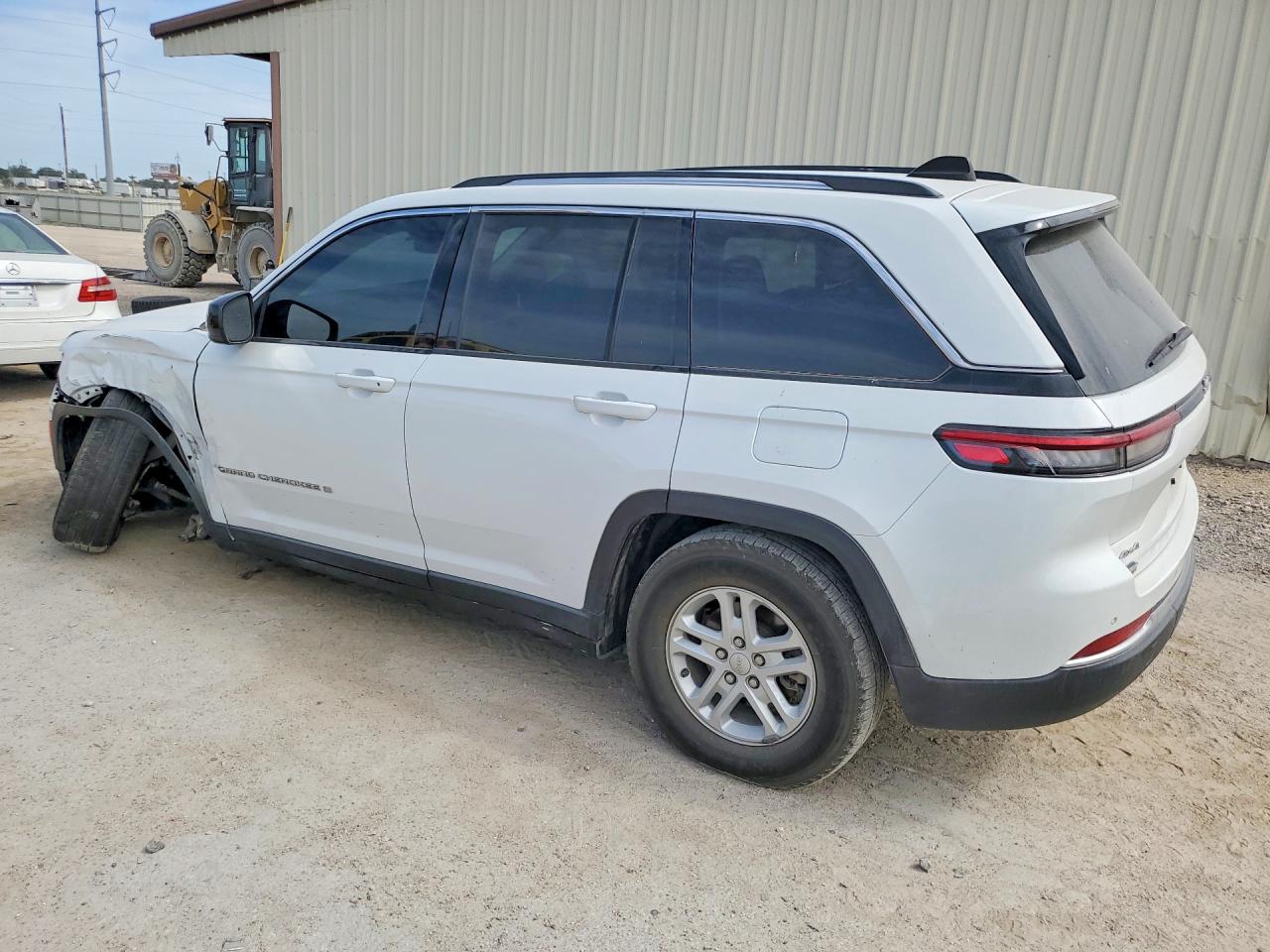 2023 JEEP CHEROKEE