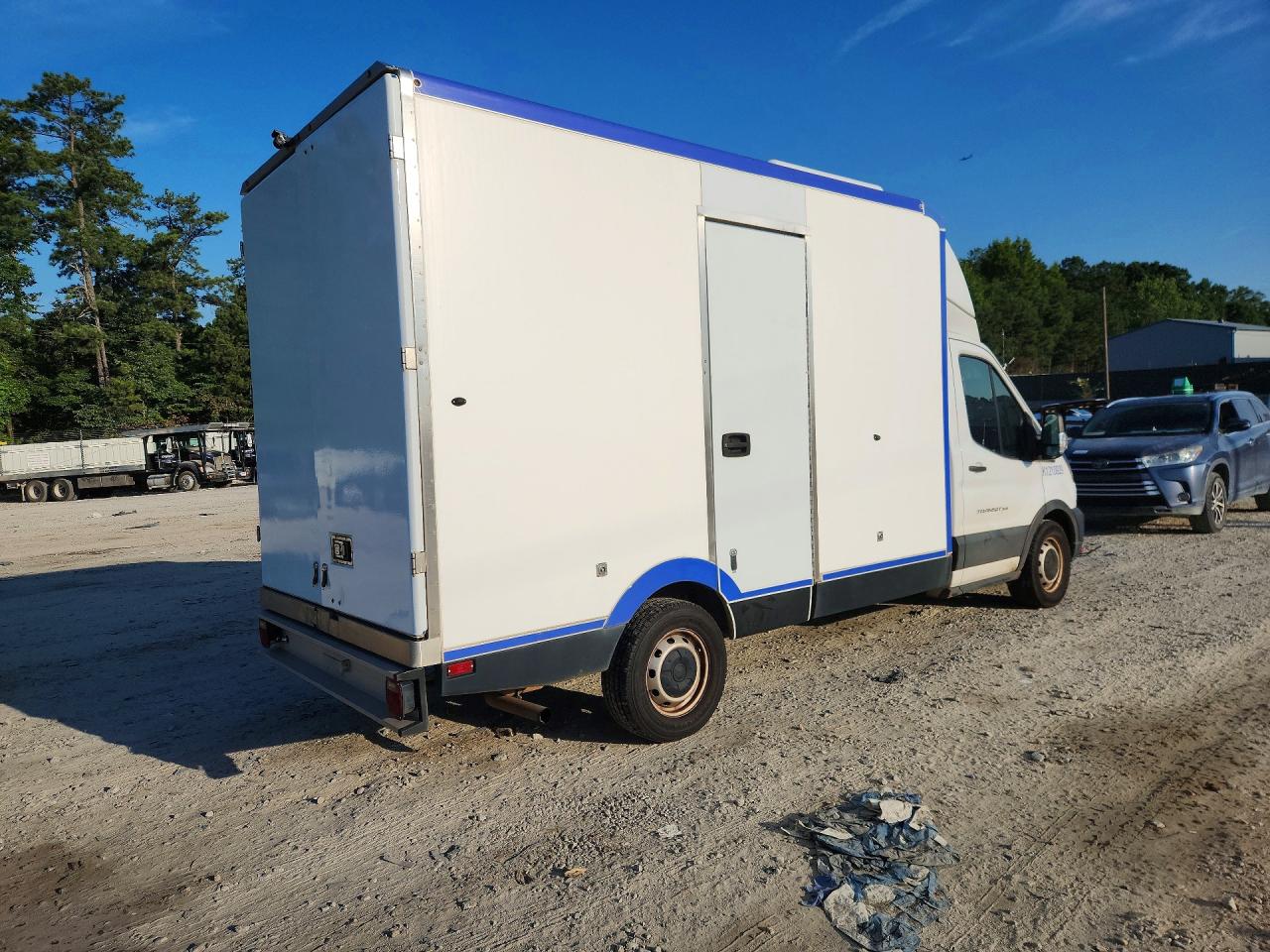 2022 FORD TRANSIT