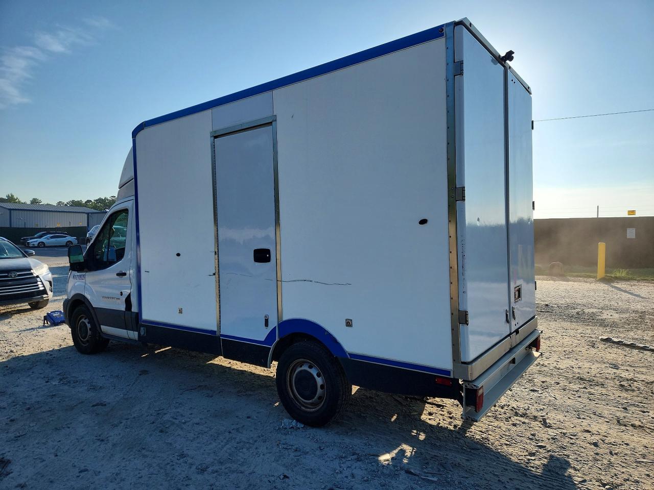 2022 FORD TRANSIT