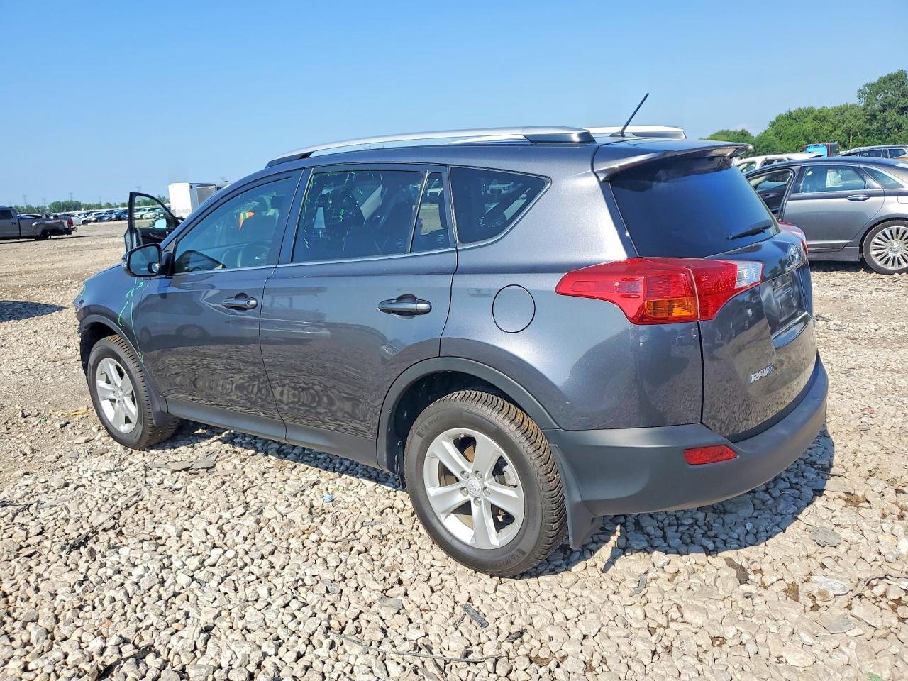 2013 TOYOTA RAV4