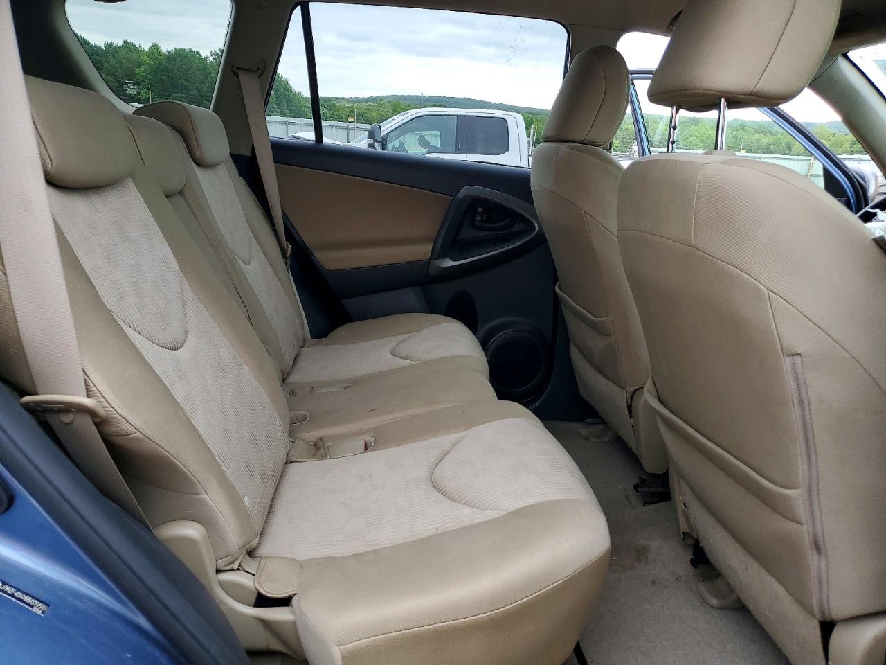 2011 TOYOTA RAV4