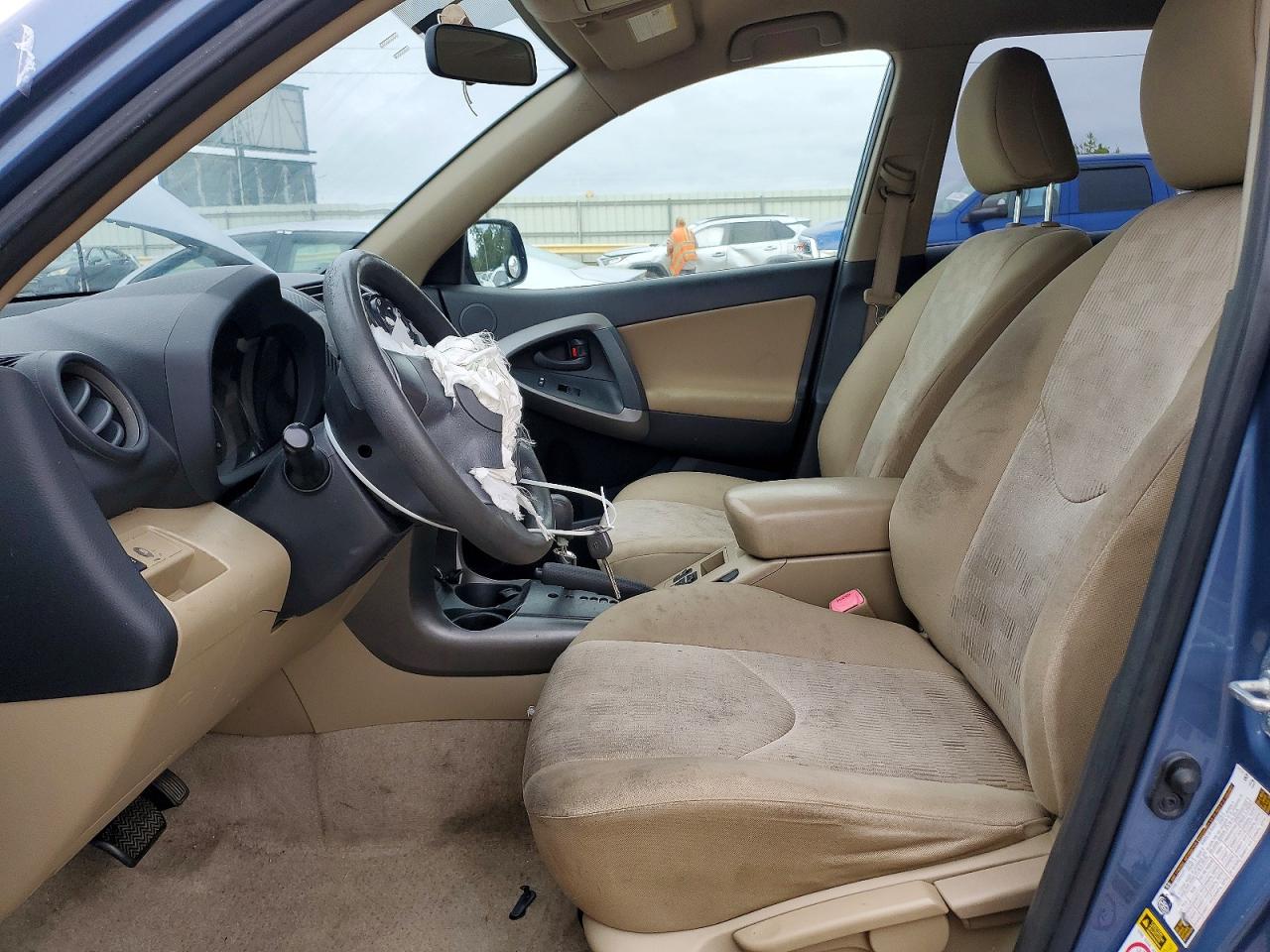 2011 TOYOTA RAV4
