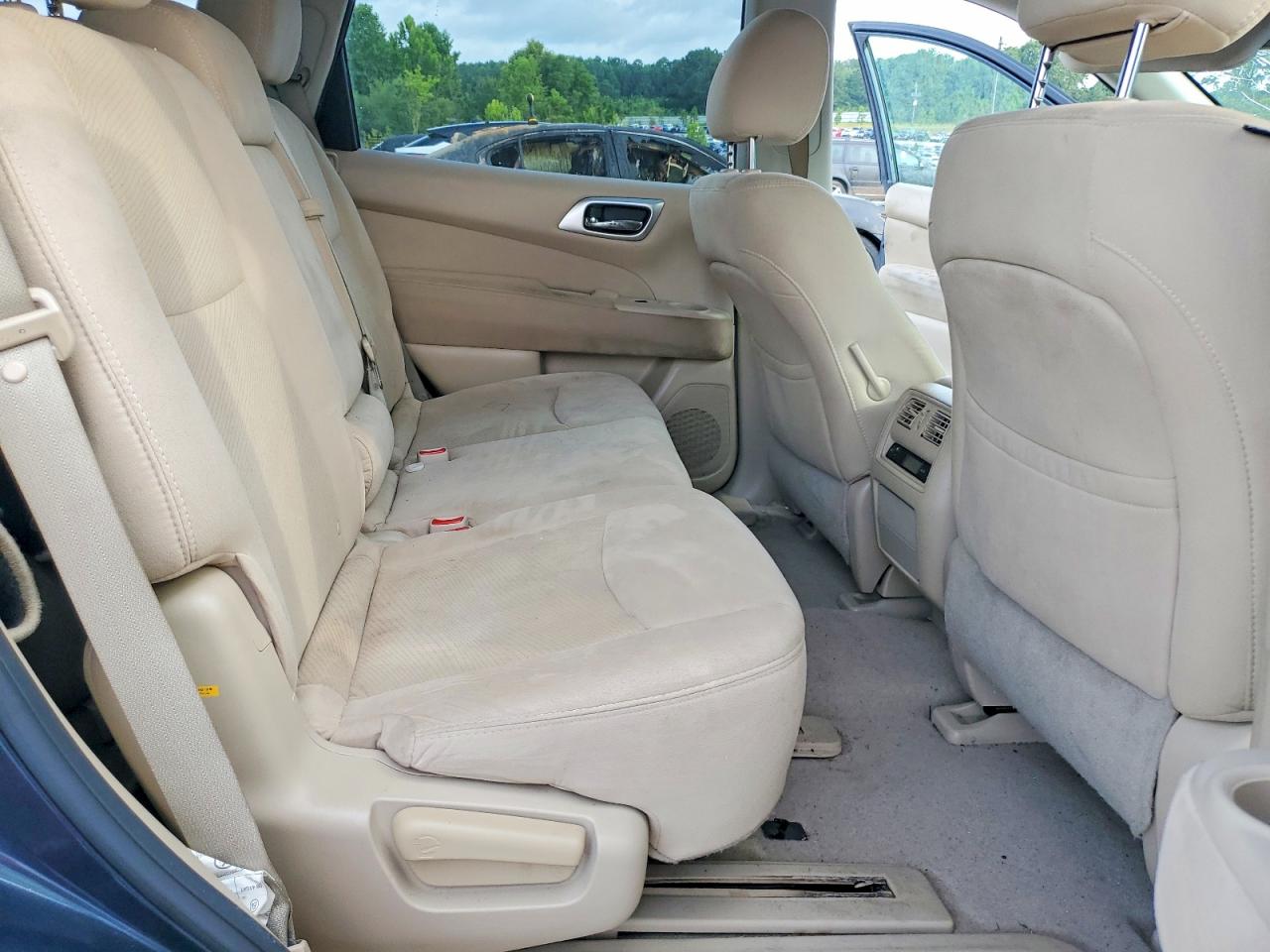 2015 NISSAN PATHFINDER