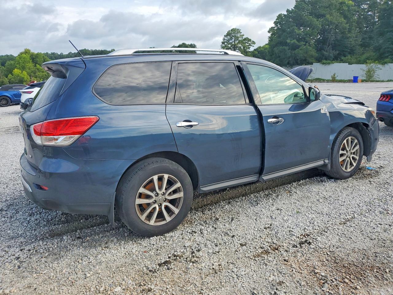 2015 NISSAN PATHFINDER