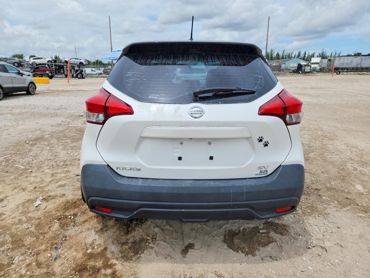2019 NISSAN KICKS
