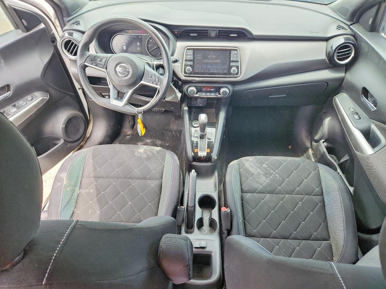 2019 NISSAN KICKS