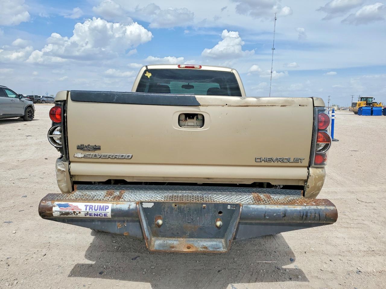 2004 CHEVROLET SILVERADO