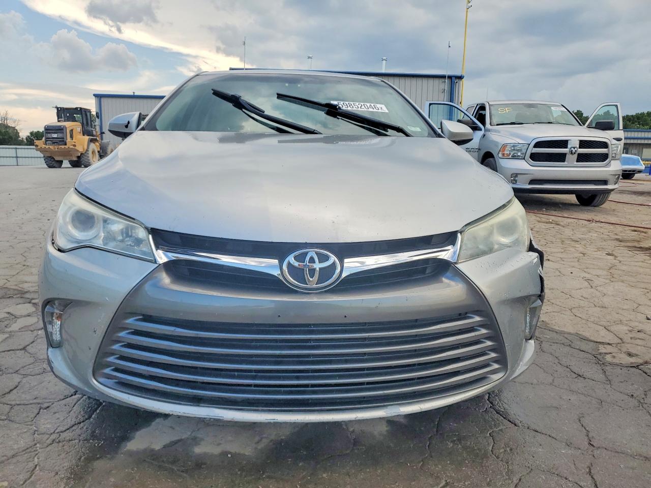 2016 TOYOTA CAMRY