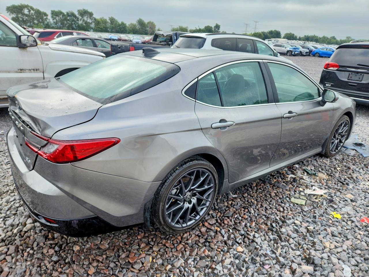 2026 TOYOTA CAMRY