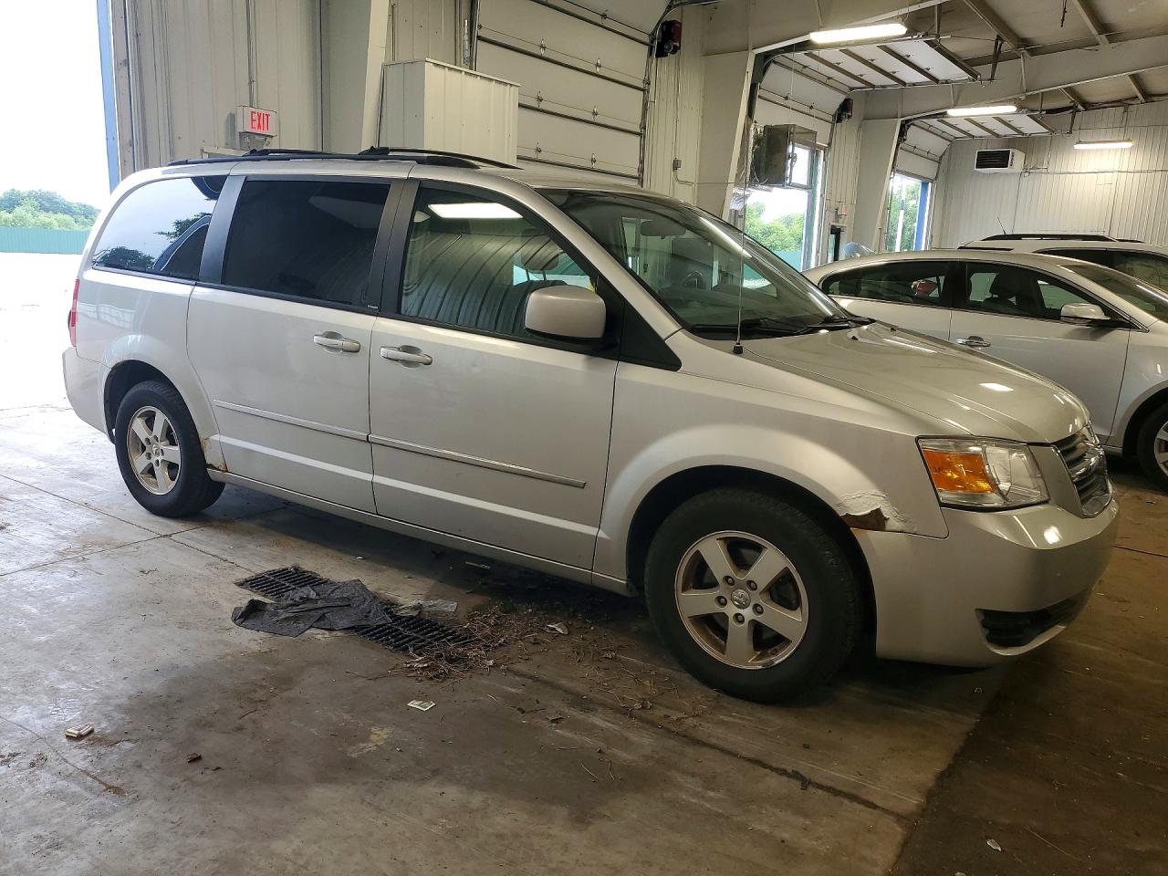 2010 DODGE CARAVAN