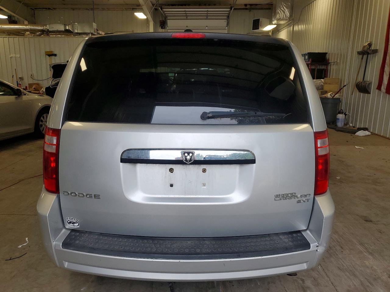 2010 DODGE CARAVAN