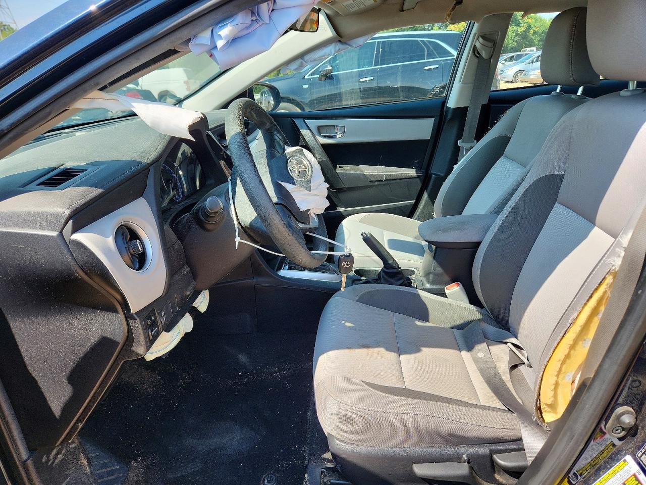 2019 TOYOTA COROLLA