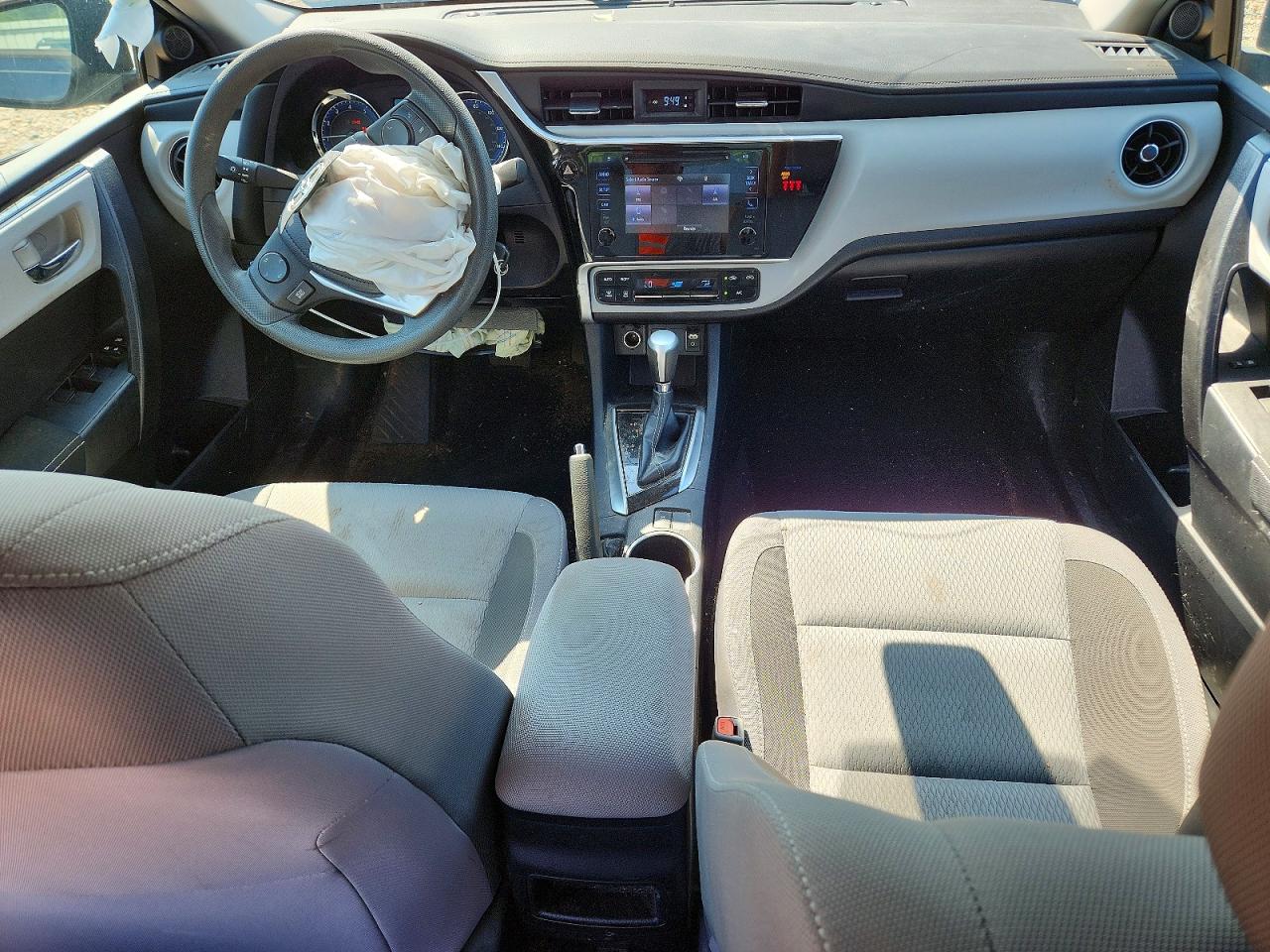 2019 TOYOTA COROLLA