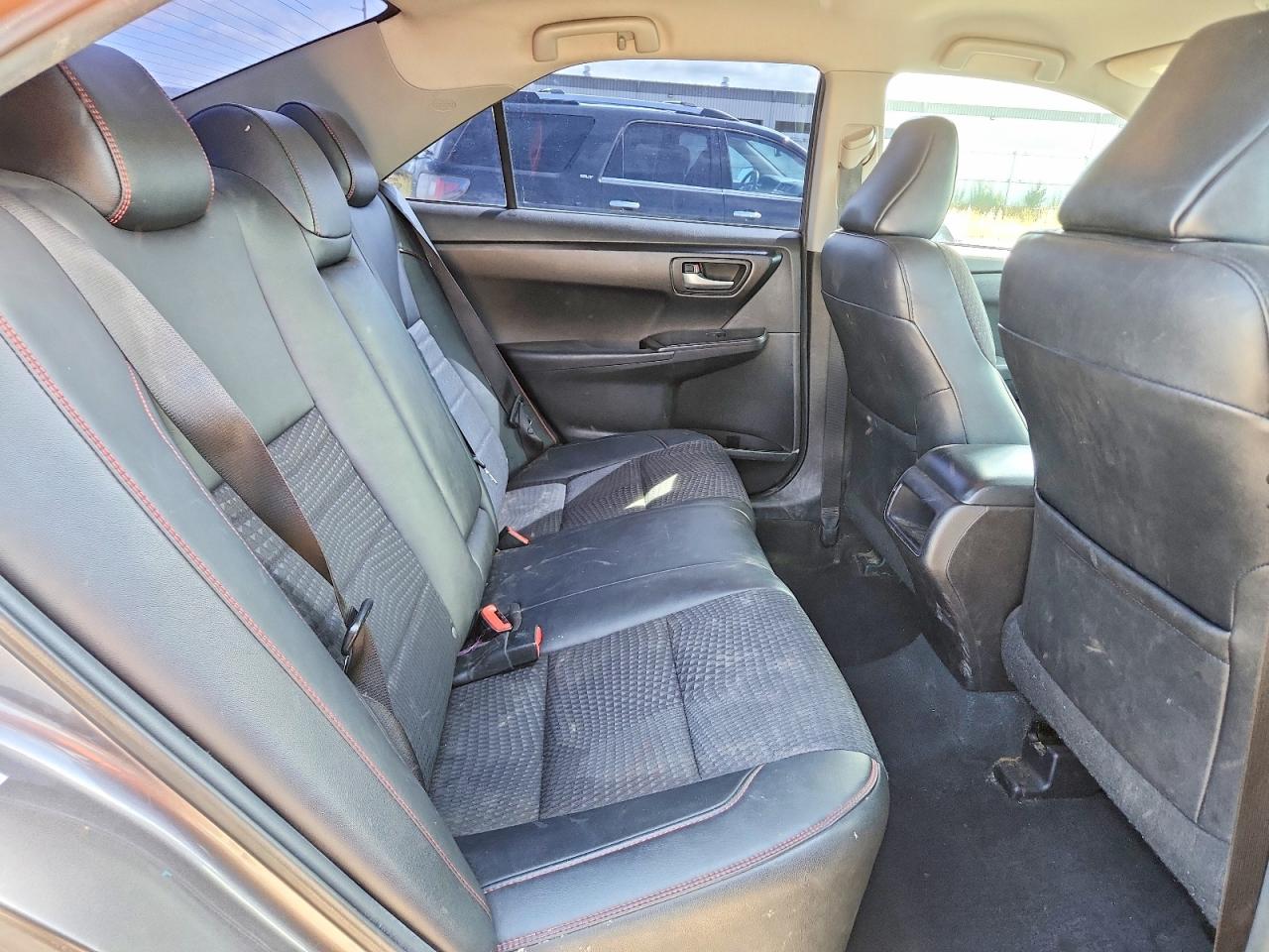 2015 TOYOTA CAMRY