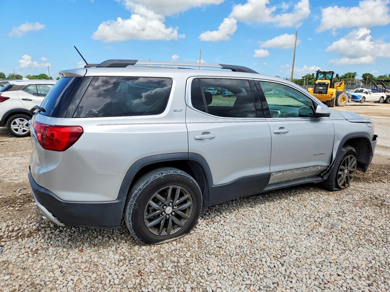 2017 GMC ACADIA