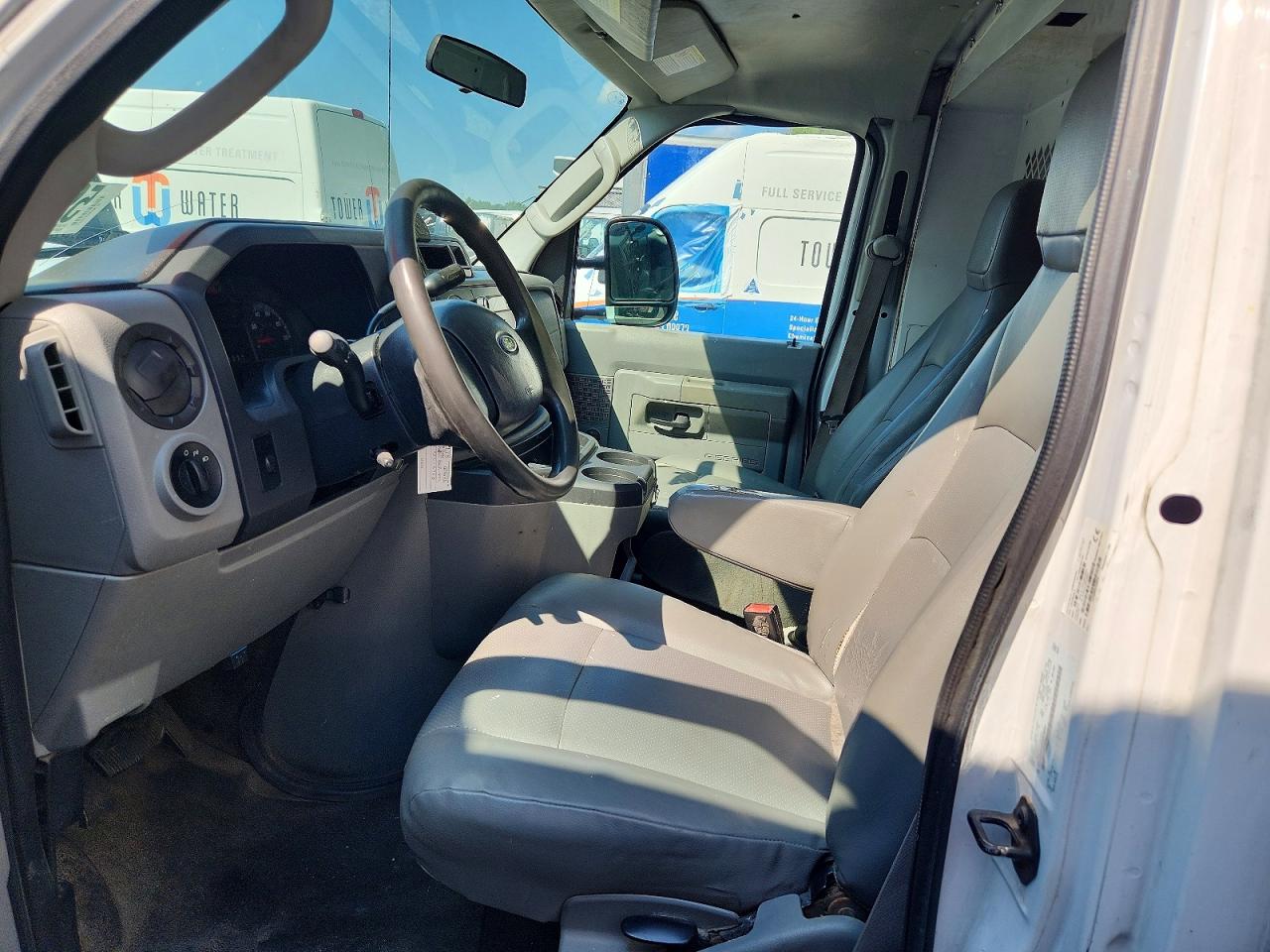 2010 FORD ECONOLINE