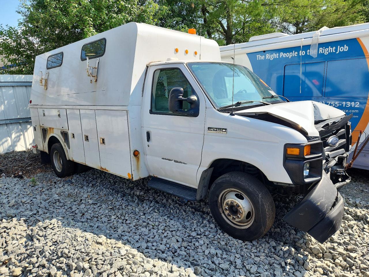 2010 FORD ECONOLINE