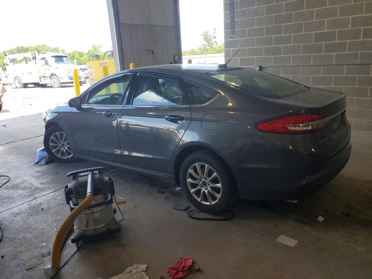 2017 FORD FUSION
