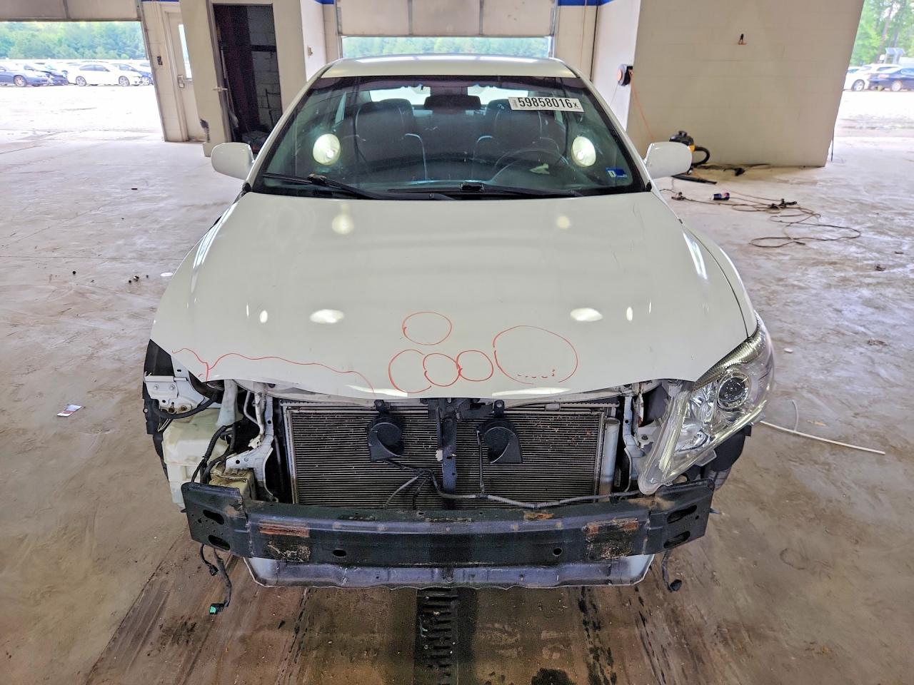 2011 TOYOTA CAMRY