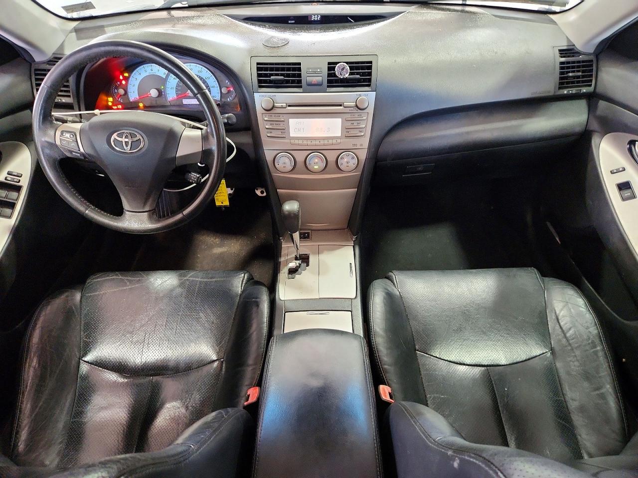 2011 TOYOTA CAMRY