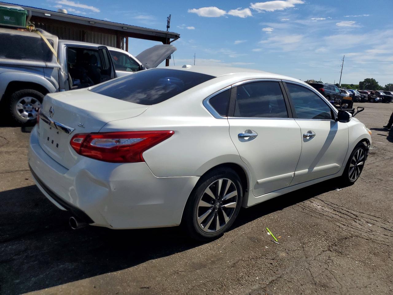 2016 NISSAN ALTIMA