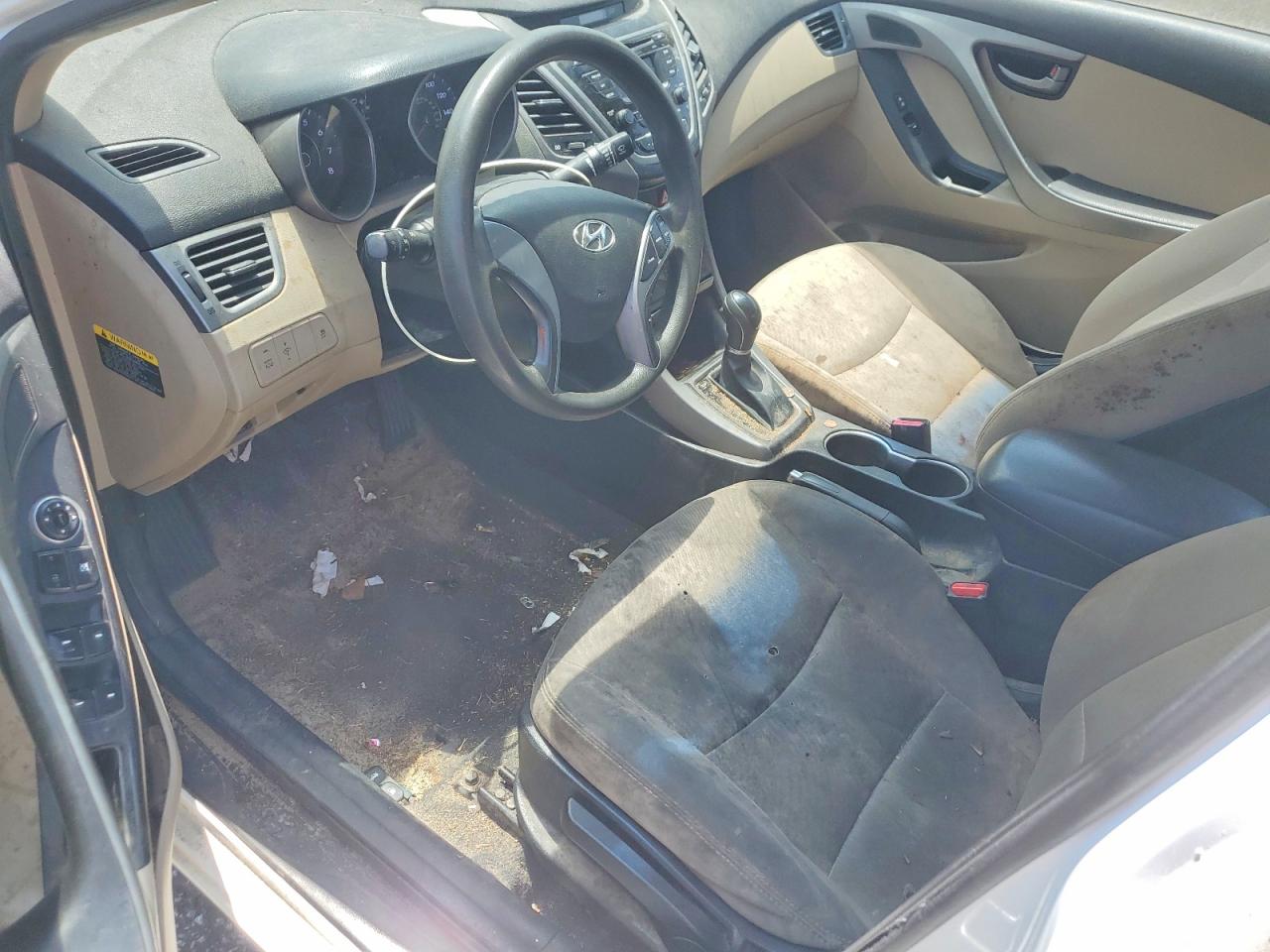 2016 HYUNDAI ELANTRA