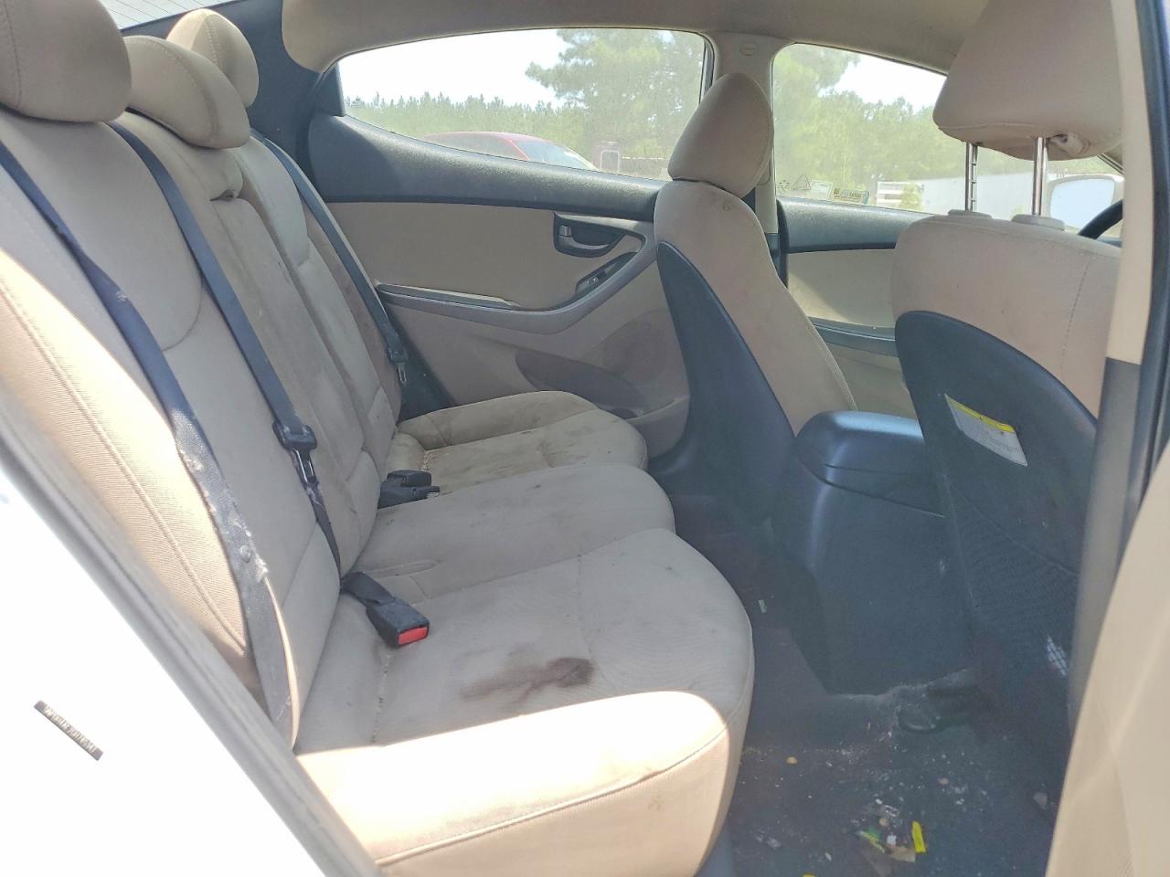 2016 HYUNDAI ELANTRA