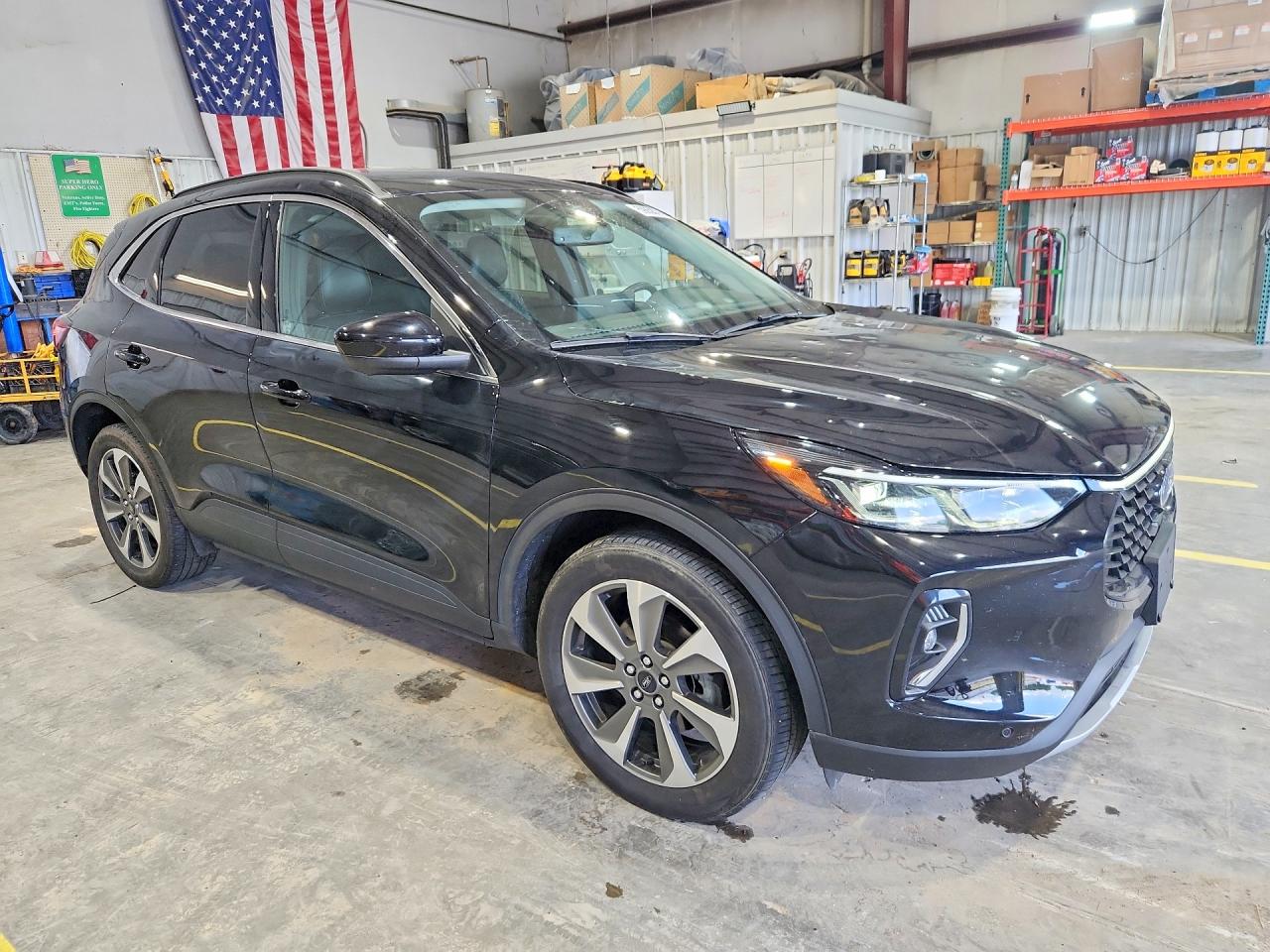 2023 FORD ESCAPE