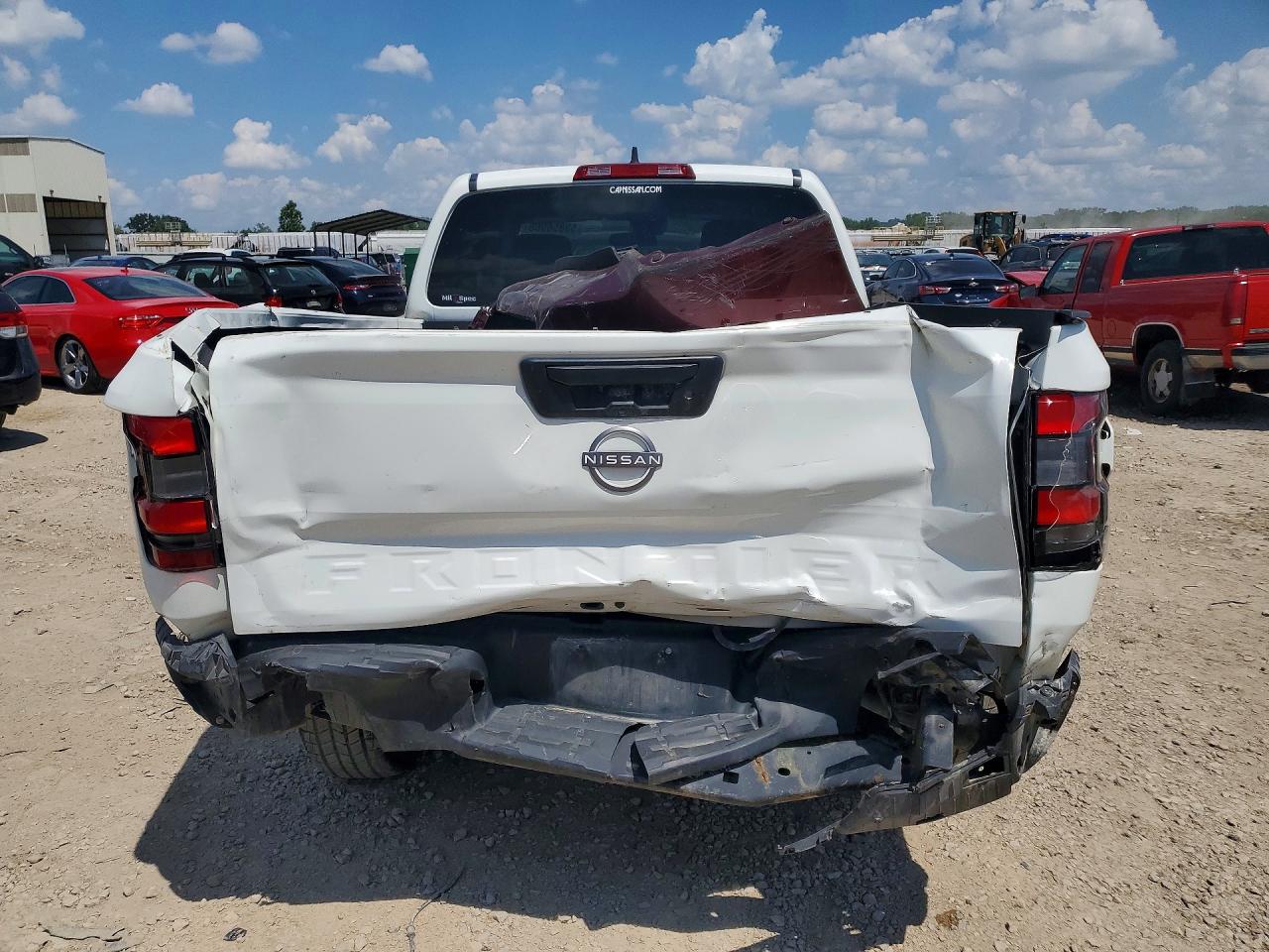 2022 NISSAN FRONTIER