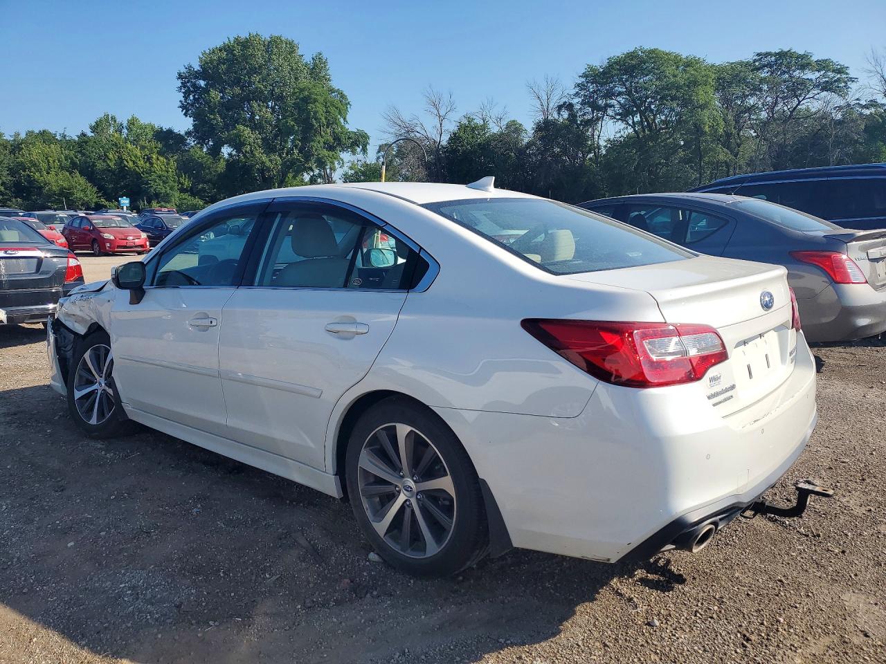 2018 SUBARU LEGACY